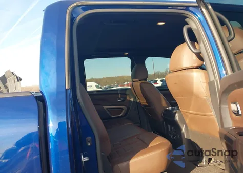 2021 Nissan Titan Platinum Reserve 4X4 из США, поврежденный, VIN 1N6AA1ED5MN519960